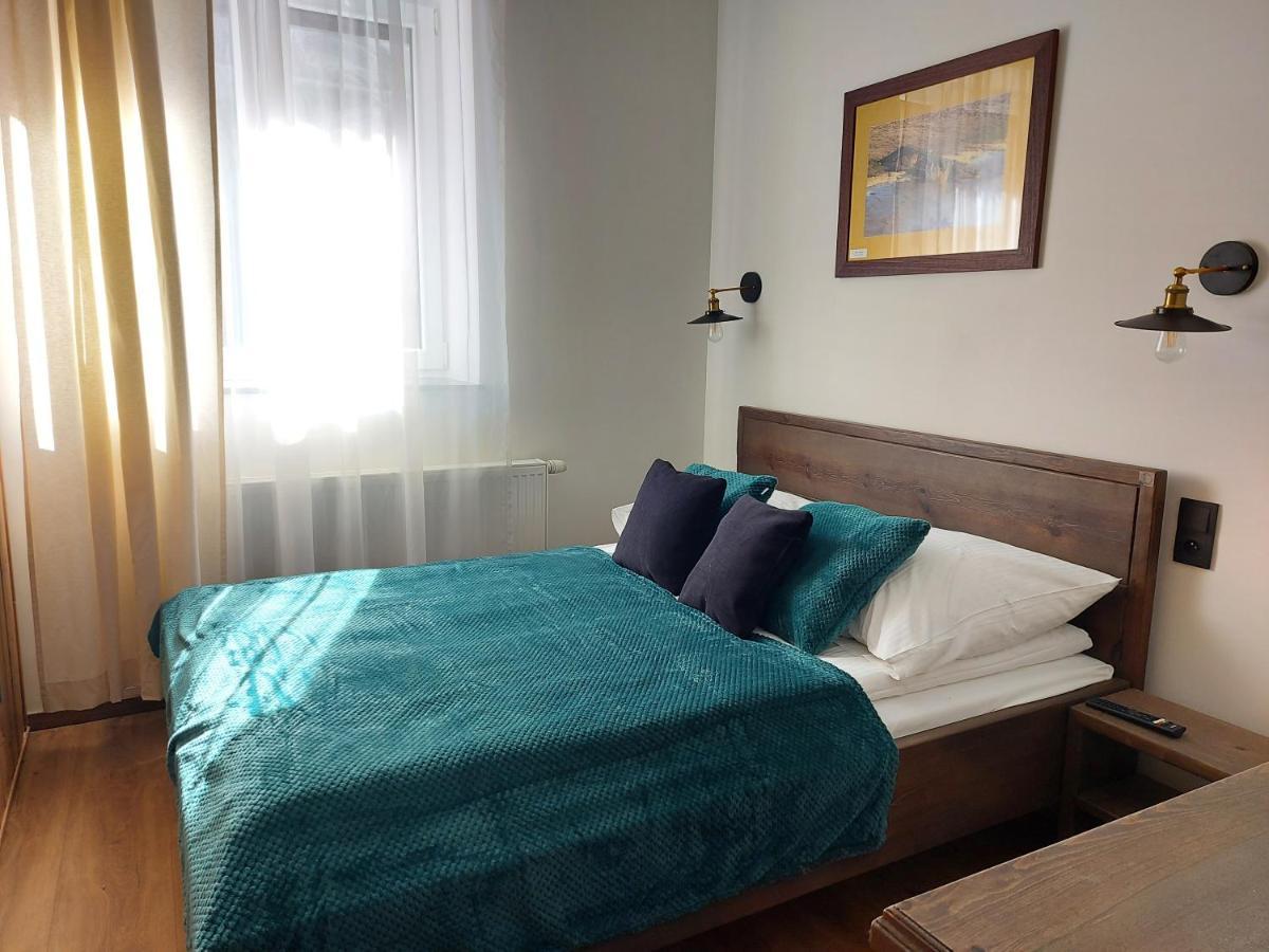 דז'ווירז'ינו 4 Strony Swiata Pokoje I Apartamenty מראה חיצוני תמונה