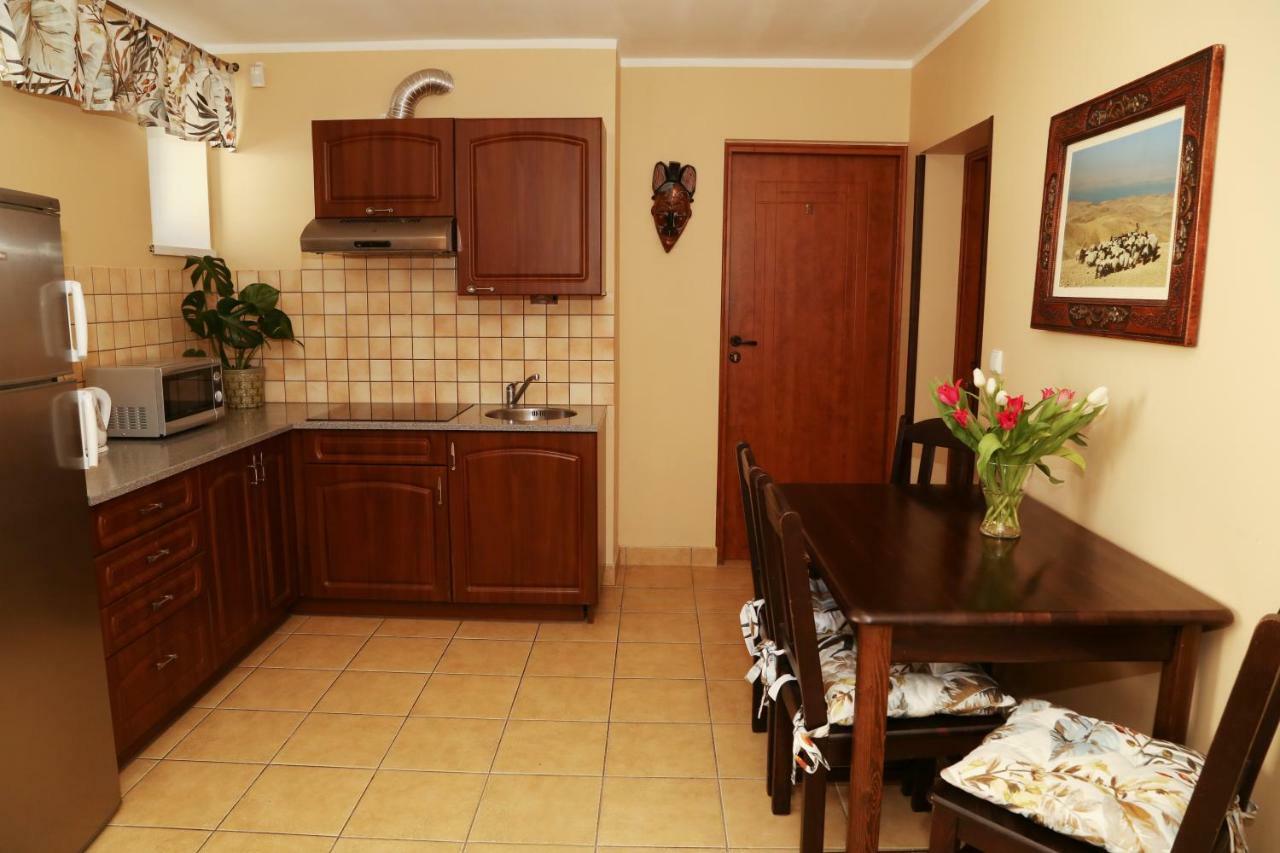 דז'ווירז'ינו 4 Strony Swiata Pokoje I Apartamenty מראה חיצוני תמונה