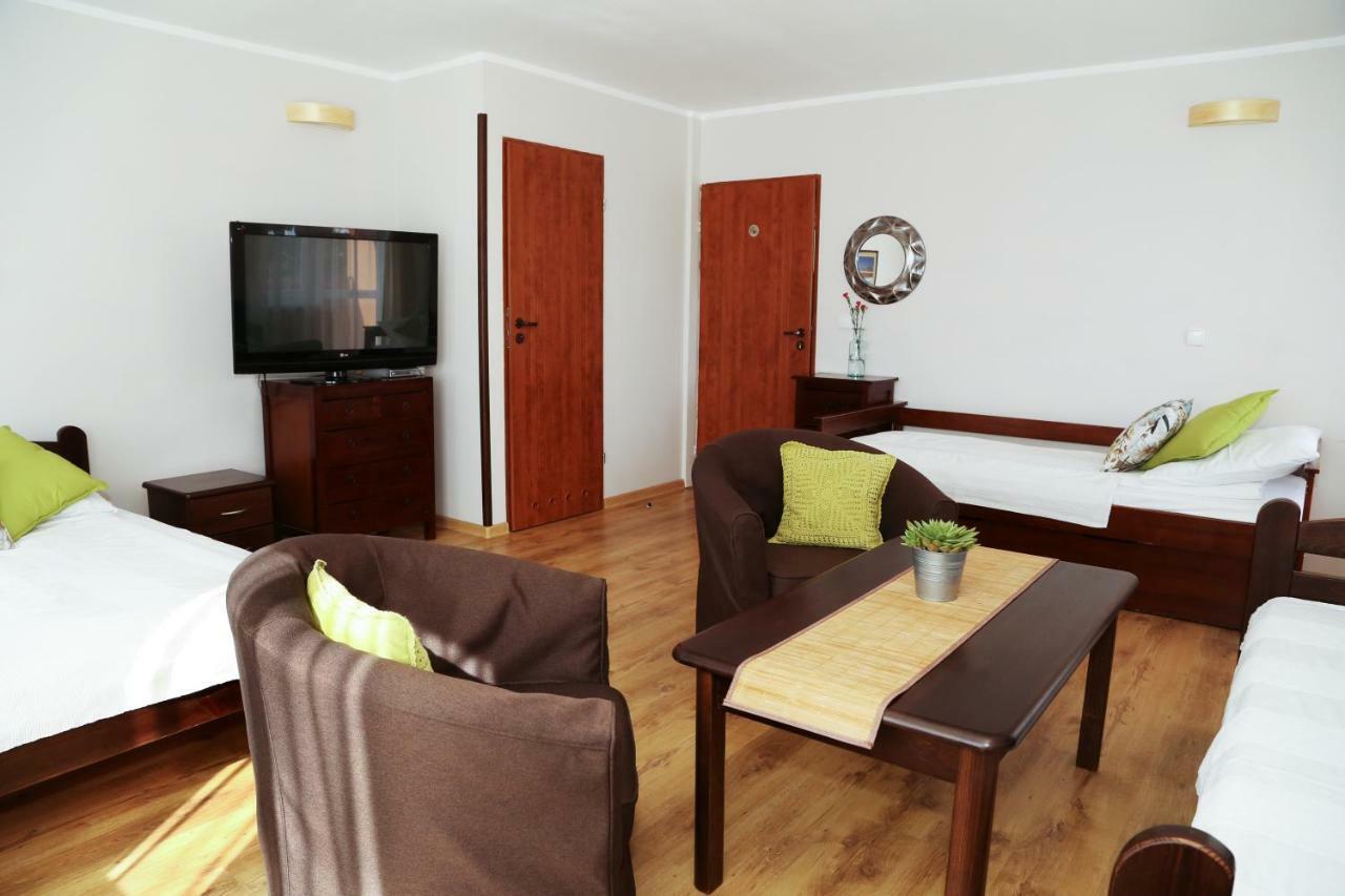 דז'ווירז'ינו 4 Strony Swiata Pokoje I Apartamenty מראה חיצוני תמונה